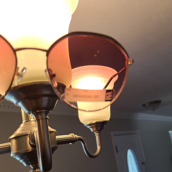 Fashion Sunglasses - Picture 5 of 5